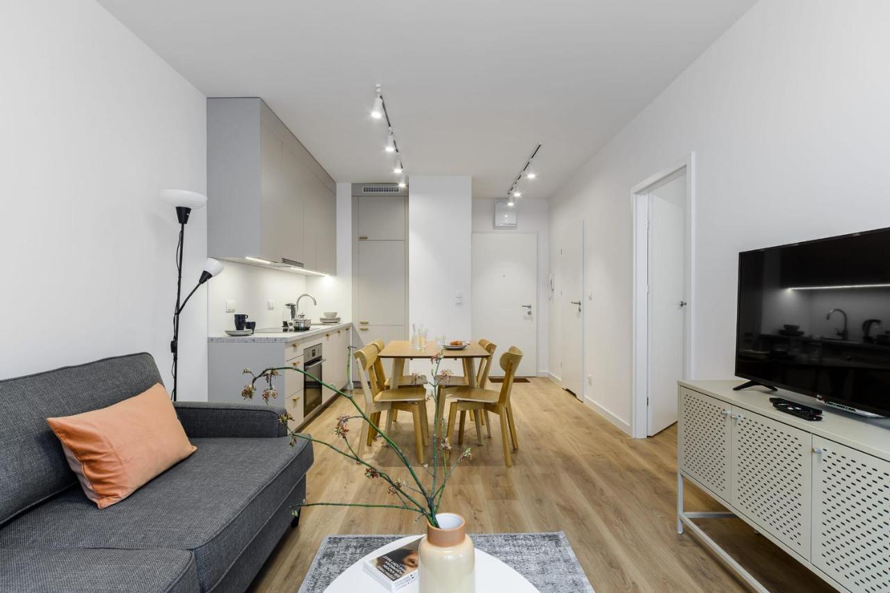 Appartement Modern Near The Chopin Airport