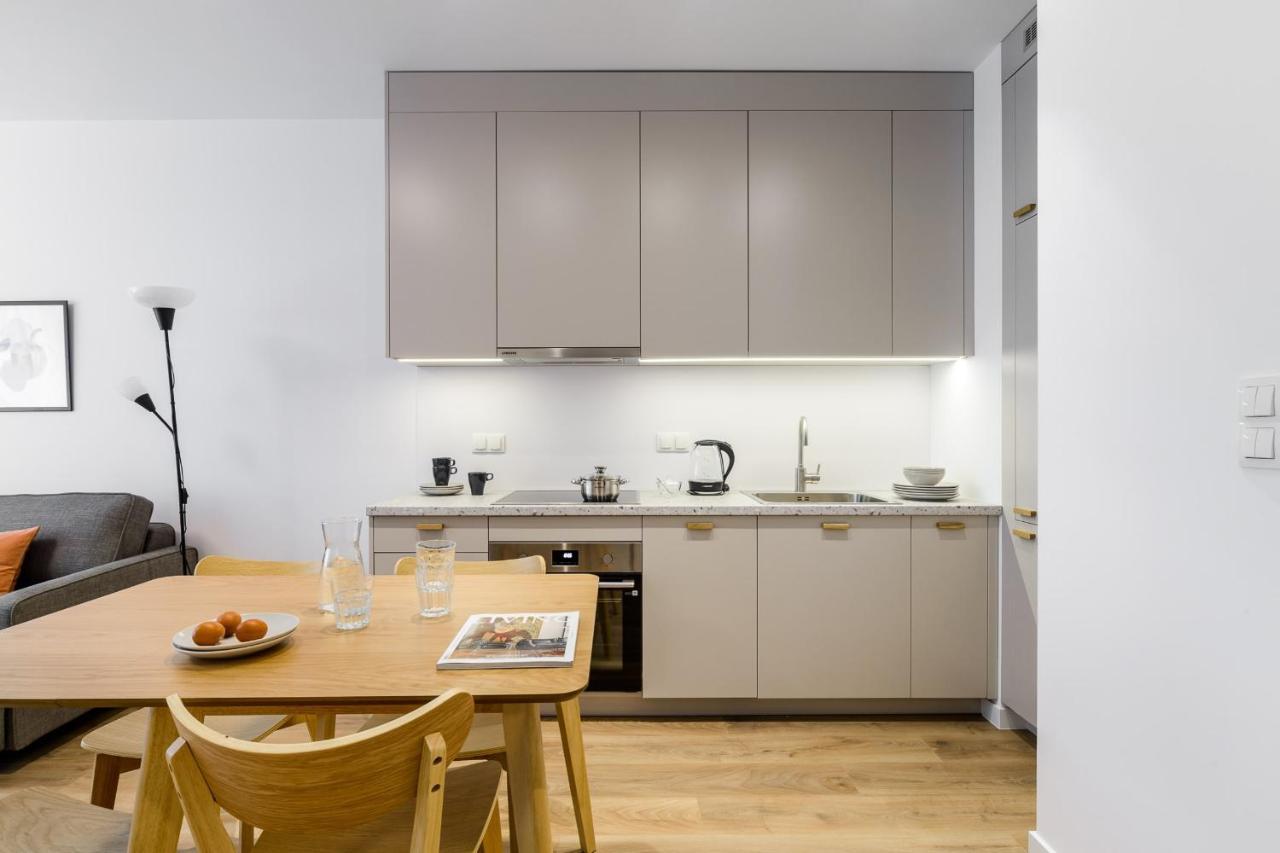 Appartement Modern Near The Chopin Airport Warschau